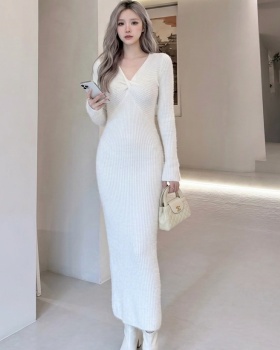 V-neck bottoming long dress autumn and winter dress