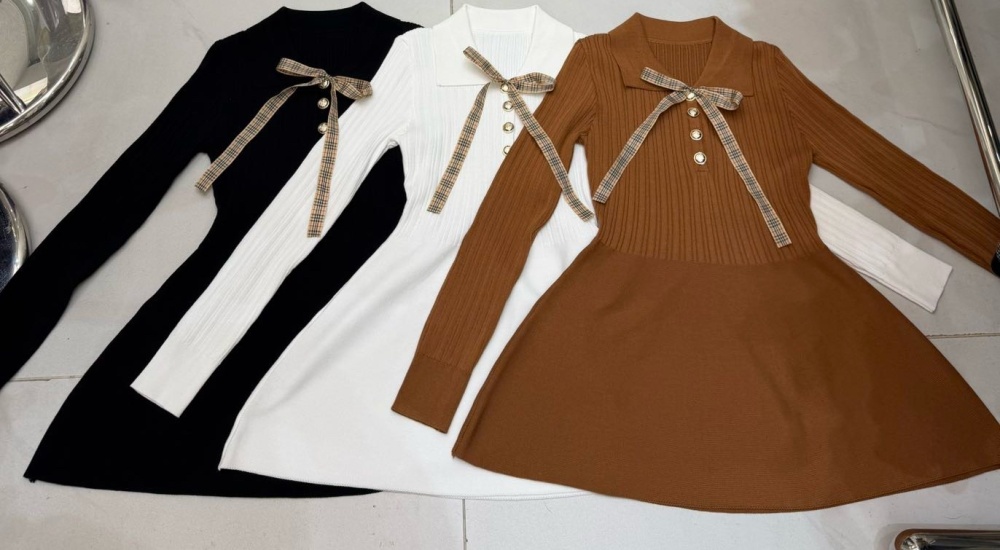 Autumn bud knitted T-back bow small fellow dress