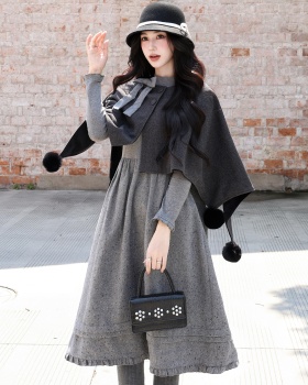 Short irregular small fellow cloak sweet wear shawl 2pcs set