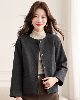 Small fellow woolen coat chanelstyle overcoat for women