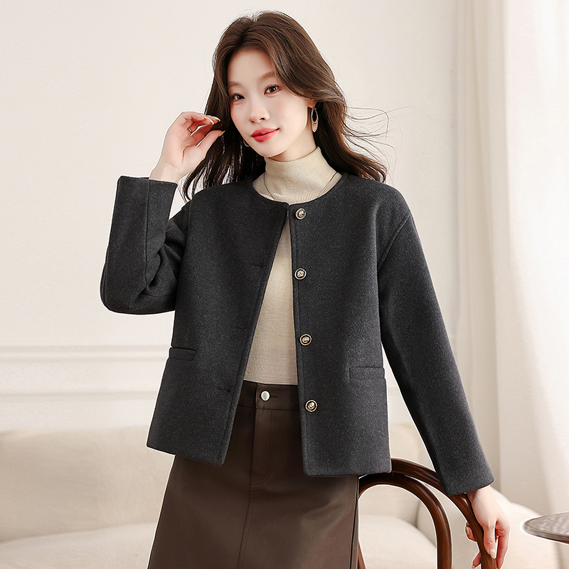 Small fellow woolen coat chanelstyle overcoat for women