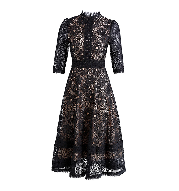 Hollow slim long short sleeve lace dress