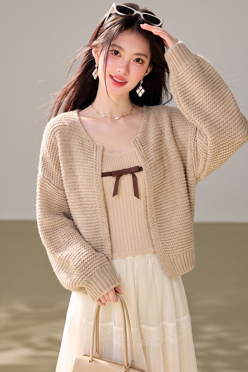 Tender loose V-neck coat knitted lazy cardigan for women