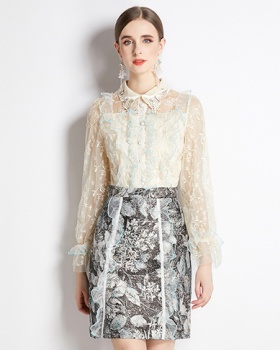 Slim embroidery gold line pullover gauze long sleeve dress