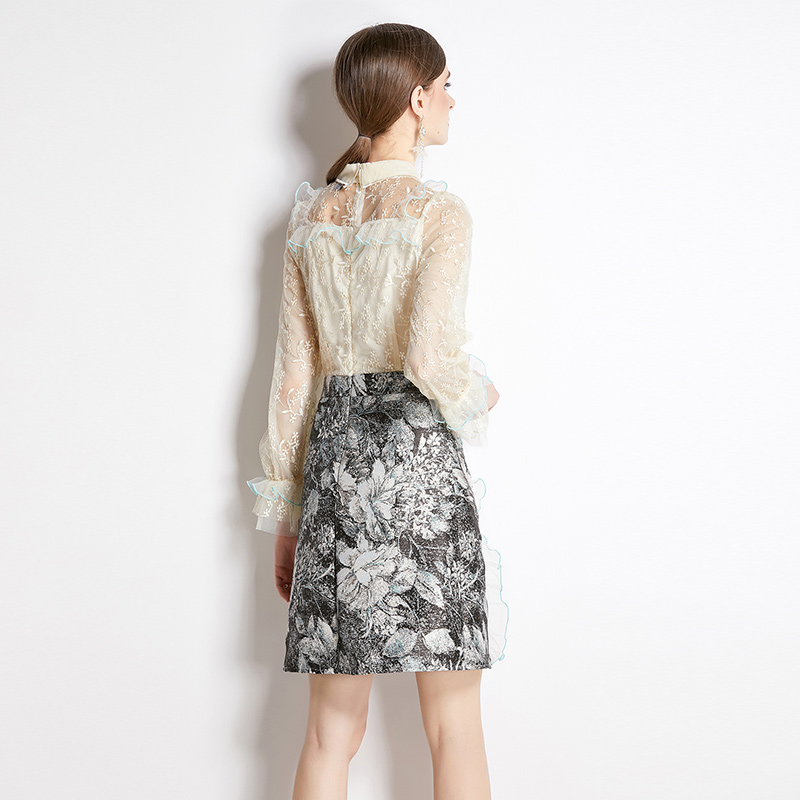 Slim embroidery gold line pullover gauze long sleeve dress