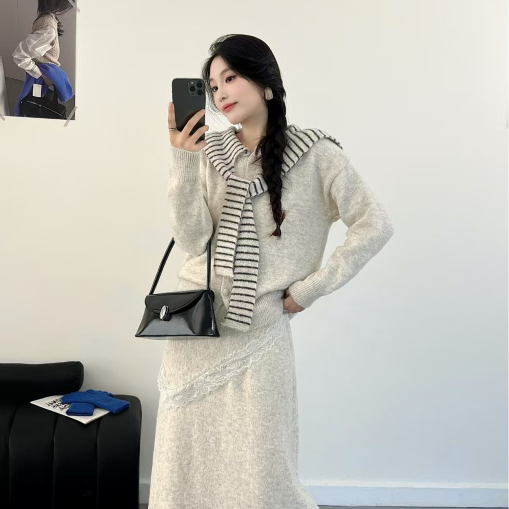 Stripe knitted shawl Korean style skirt a set