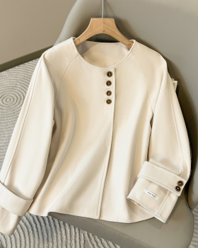 Short woolen coat round neck overcoat for women