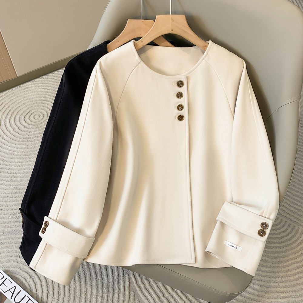 Short woolen coat round neck overcoat for women