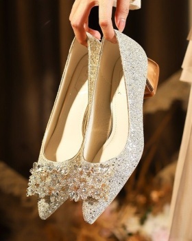 Pregnant woman wedding dress wedding wedding shoes for women