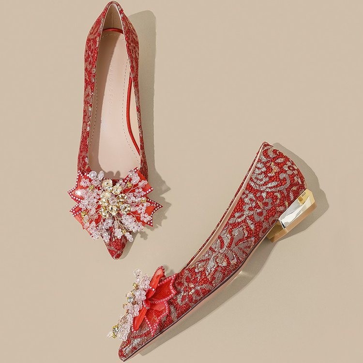 Wear low rhinestone shoes bow red wedding shoes for women