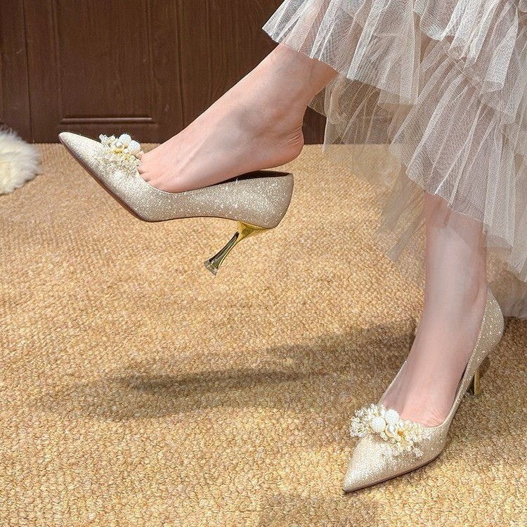 Crystal shoes wear high-heeled shoes for women