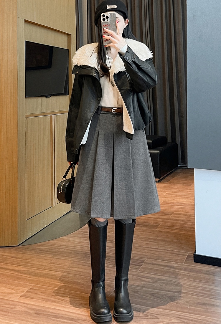 Woolen short skirt Casual skirt for women