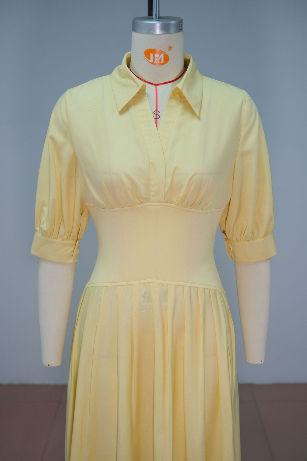European style fashion lantern sleeve pure V-neck dress