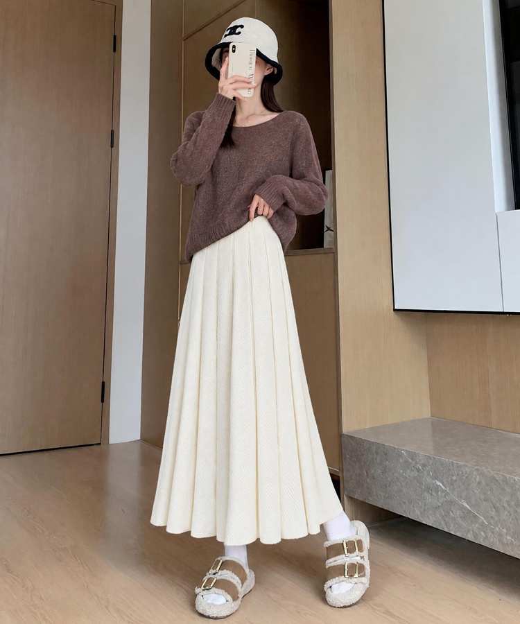Pleated A-line skirt autumn and winter long dress
