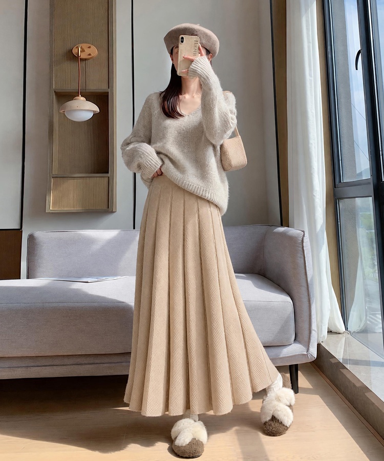 Pleated A-line skirt autumn and winter long dress