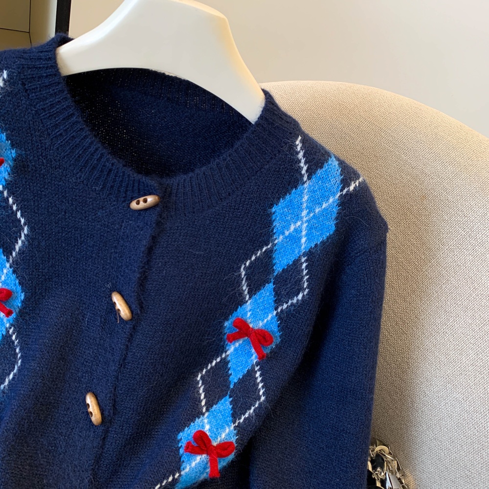 Thick bow autumn and winter cardigan quilted knitted tops
